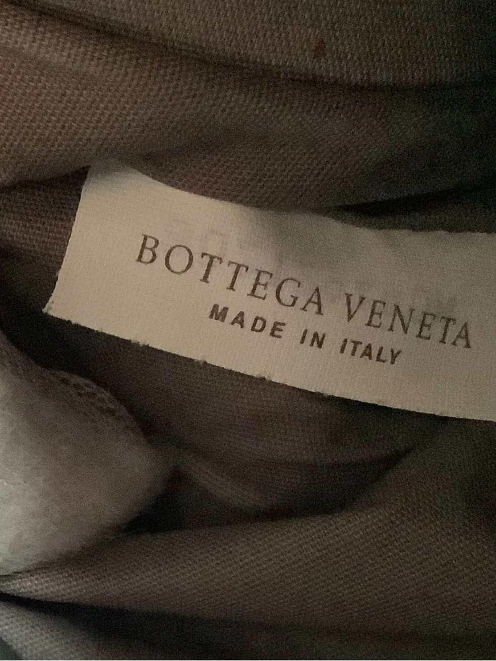 Bottega Veneta flap day
